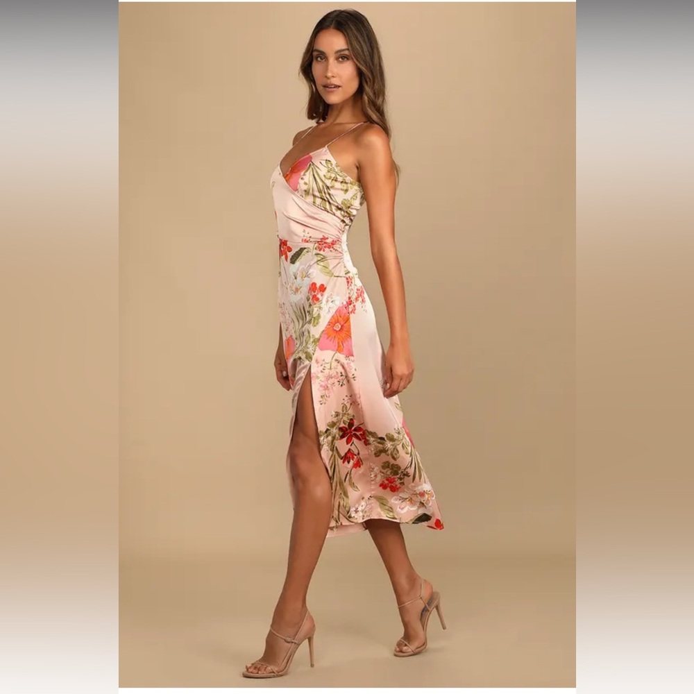 Remarkable Entrance Pink Floral Print Satin Midi Dress
